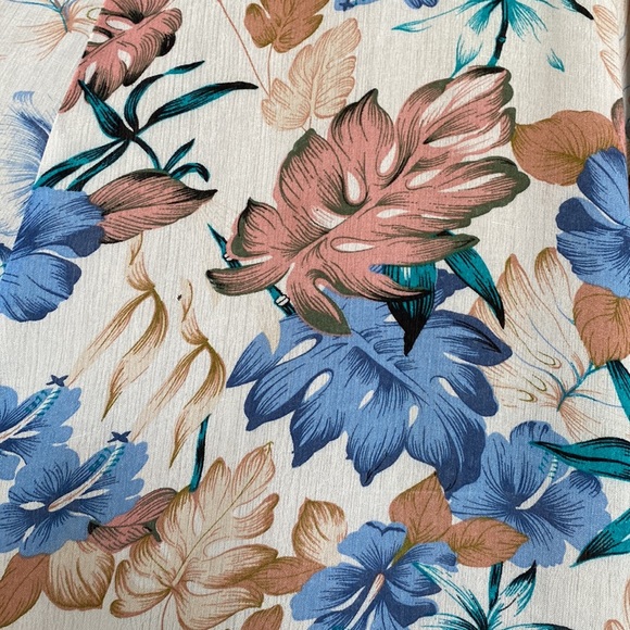 Aakaa Tropical Floral Print Flowy Halter Maxi Dress - Picture 6 of 13